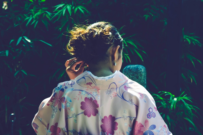 japanese culture, two people, glasses, portrait, young adult, real people, casual clothing, outdoors, floral, lifestyles, woman, adults only, nature, back view