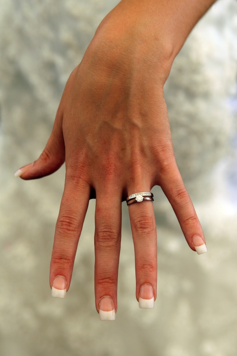 girl, person, party, outdoors, affair, ring, formal, pretty, halo, anniversary, tradition, 2K, females, beautiful, engaged, one person, romance, engagement