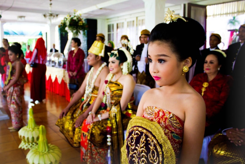 traditional, crowd, beauty, young adult, gift, love, ceremony, decoration, attractive, event, party, couple, anniversary, bridal, traditional clothing