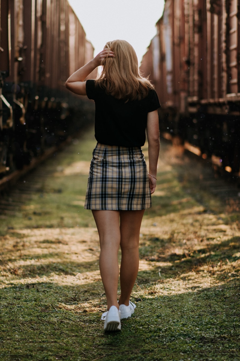 fashion, leisure activity, female, person, focus, footwear, evening dress, beautiful woman, sunse, rear view, shallow, green, apparel, built structure