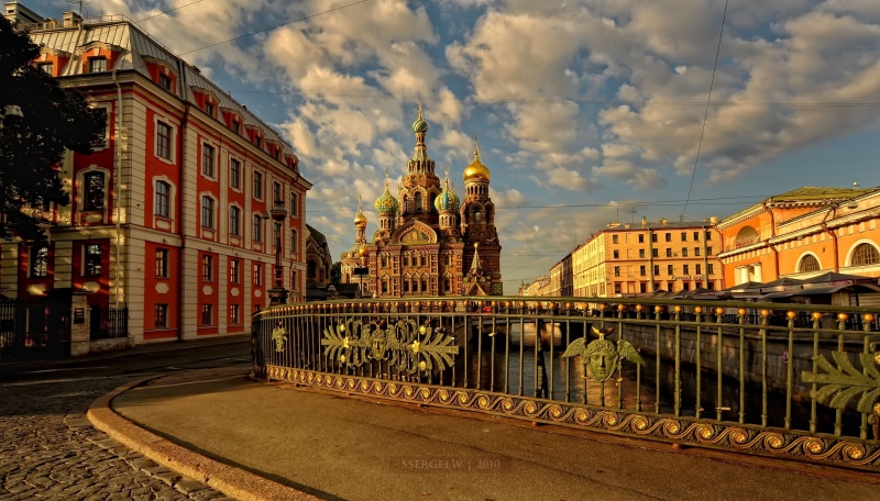 urban, building exterior, connection, no people, history, sky, building, cloud - sky, brown, travel, church, castle, nature, bridge - man made structure