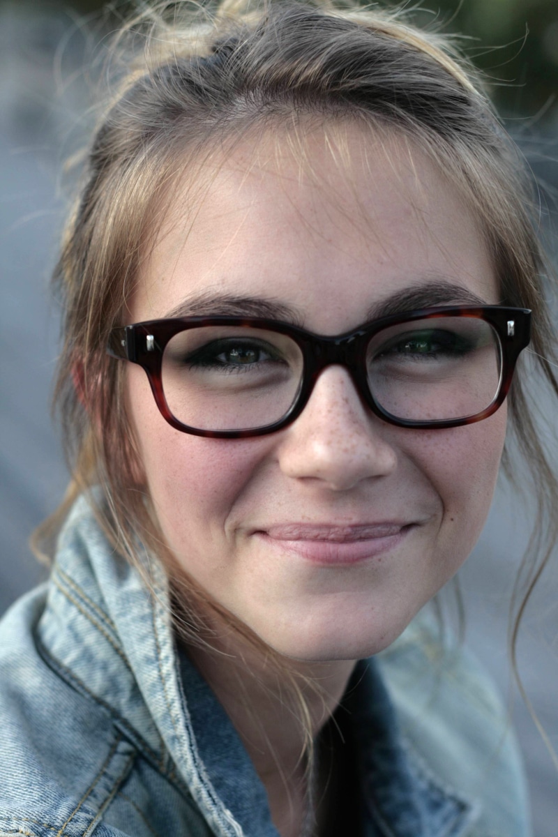 face, 4K, selfies, women with glasses, women, glasses, brunette, smiling, closeup