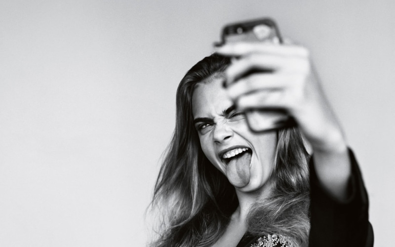 photographing, young women, headshot, camera, portrait, monochrome, young adult, one person, women, indoors, copy space, facial expression, wireless technology