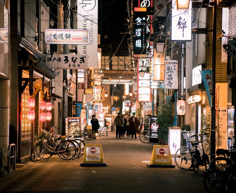 modern, architecture, japan, street, signage, walking, evening, non-western script, sign, incidental people, city, advertisement, 4K, script, pavement