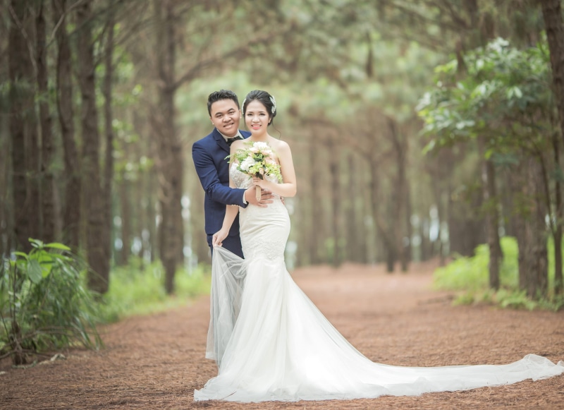 married, togetherness, wife, grass, wearing, flower arrangement, man, happiness, life events, groom, two people, smiling, couple - relationship, 4K, men