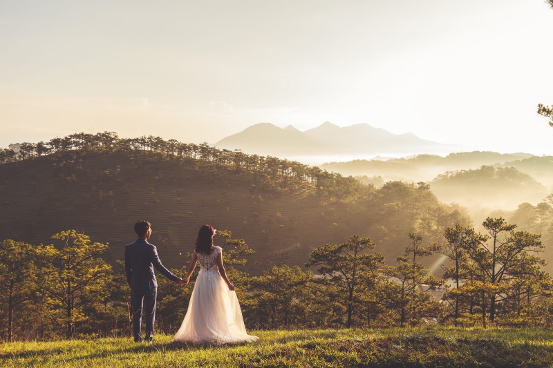 event, young adult, romance, wedding, togetherness, heterosexual Couple, life events, 5K, field, cloudy, photo, green field, happiness, husband, bride