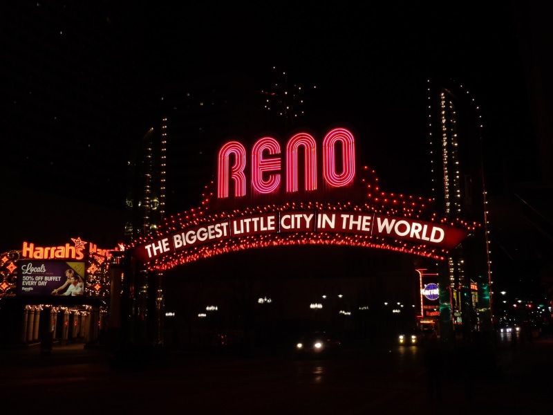 downtown, location, illuminated, sign, travel destinations, 4K, western script, reno, lights, america, neon, scenic, sky, building, text, outdoors, nature