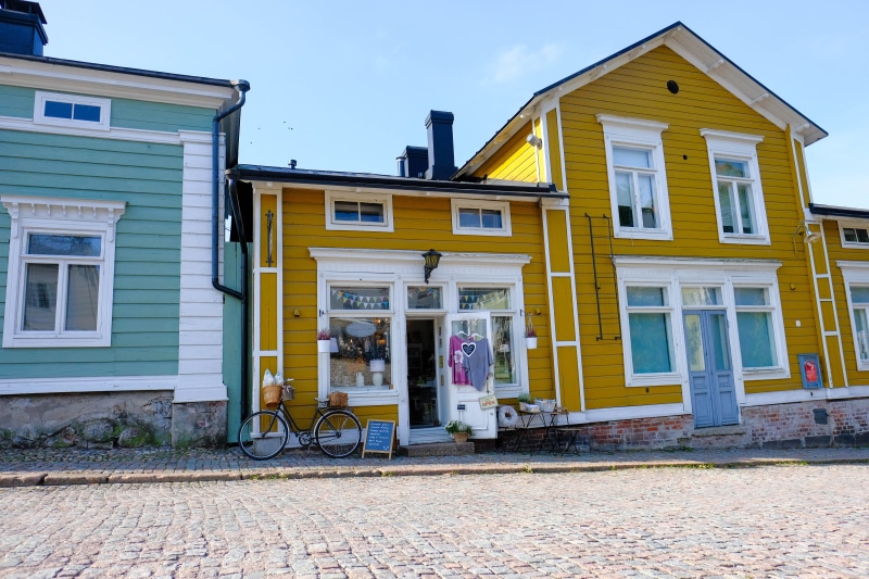 architecture, building, house, built structure, transportation, door, boulevard, day, oldtown, colorful, mode of transportation, residential district, colorfulhouses