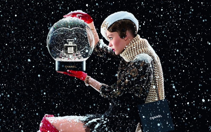 Chanel N5 LEau, campaign, 1080P, Christmas, snow-globe, Chanel, Lily-Rose Depp, Christmas Chanel
