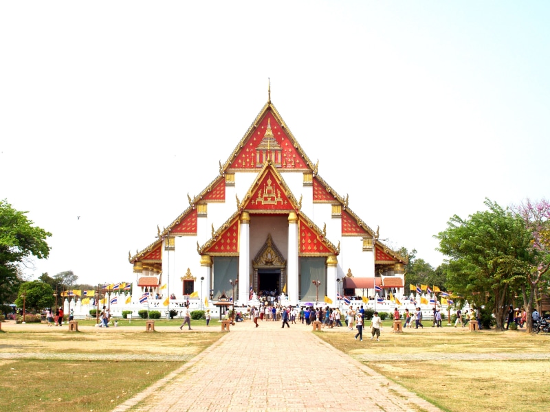 mountain, traditional, bright, travel, place of worship, real people, temple, statue, built structure, asian, tourism, siam, large group of people, mount