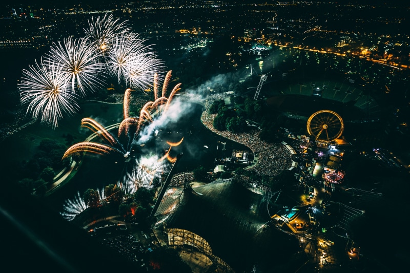 bright, ferris wheel, summerevent, munich, fireworks, celebration, illuminated, exploding, anniversary, amusement park, sky, festivities, display, drone view