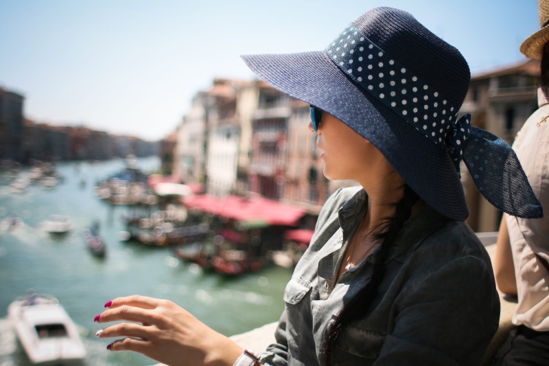 bridge, room for text, vacations, incidental people, nautical Vessel, woman, one Person, adult, venice, 4K, harbor, scarf, tourist, famous Place, day