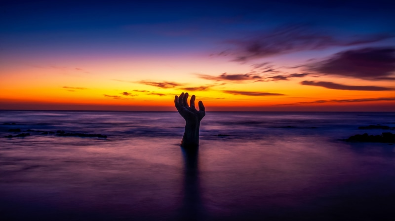 cloud, travel, cloud - sky, beach, summer, seashore, beauty in nature, body, human arm, horizontal plane, homigot, tranquility, dawn, human hand, sunset