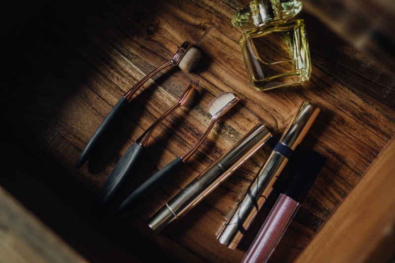 glamour, wood - material, versace, perfume, drawer, female, variation, container, close-up, directly above, group of objects, beauty, work tool, brush