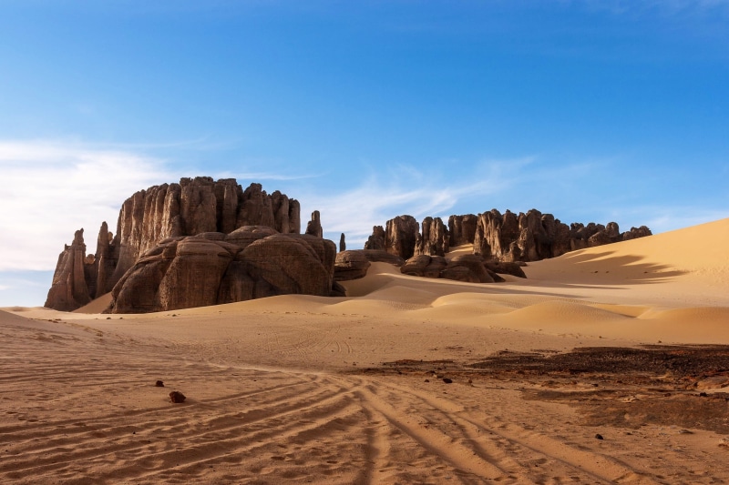 rock formation, landscape, remote, 4K, eroded, atmospheric, desert, rock - object, solid, land, sand, beauty in nature, physical geography, no people
