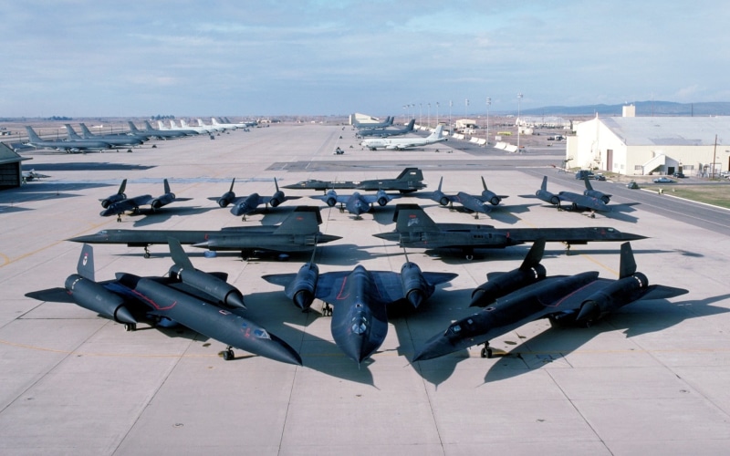 aerospace industry, mode of transportation, group of animals, airplane, 1080P, Lockheed SR-71 Blackbird, air force, military base, black, high angle view