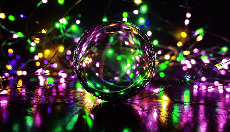 4K, sphere, nightlife, indoors, green color, shiny, light, light - natural phenomenon, close-up, transparent, lighting equipment, night, colorful, ball