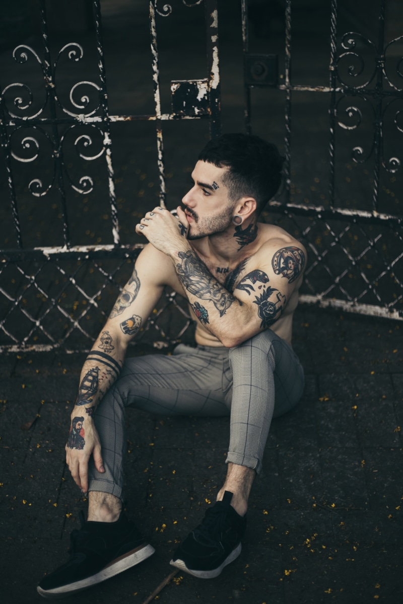 adult, looking, lifestyles, handsome, holding, pose, casual clothing, fashion, front, men, wear, body, young men, contemplation, male, style, tattoo, leisure activity