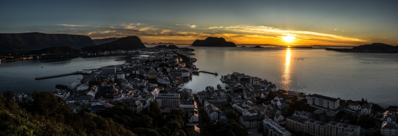 alesund, urban, portfolio, Møre og Romsdal, photography, reflections, surrounded, europe, clouds, coastline, photo, full frame, water, dusk, body of water