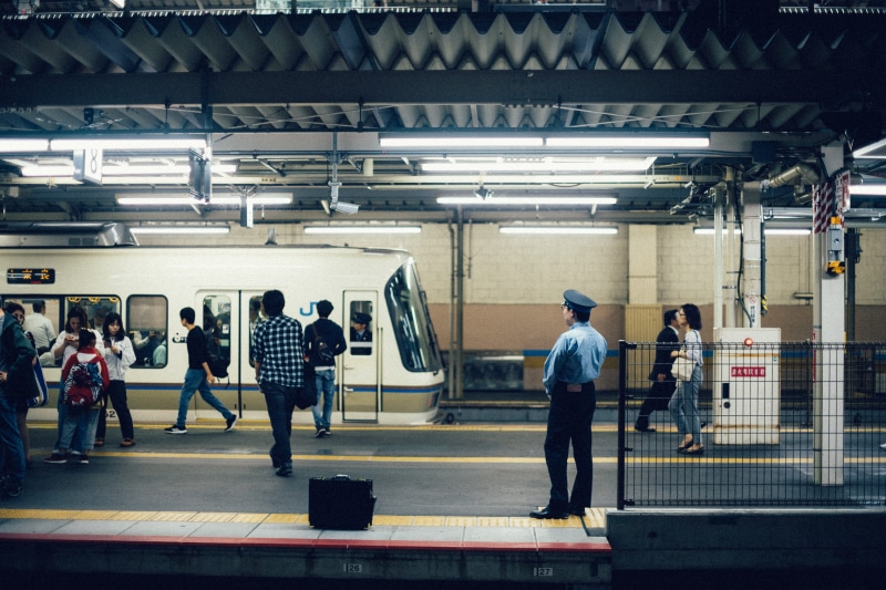 people, men, 5K, crowd, human, women, terminal, japan, waiting, standing, train, railroad station platform, large group of people, train - vehicle, real people