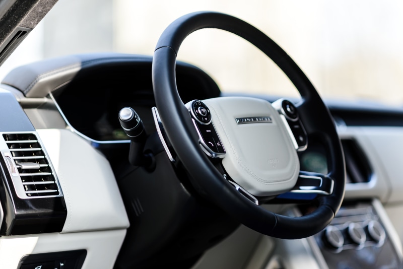 motor vehicle, range rover, extreme, stylish, technology, control panel, traffic, rover, off-road, close-up, driving, mobile, expensive, jeep, vehicle