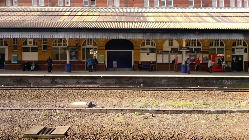 Transport, city, built structure, Railway, tourism, railroad track, Station, women, business, railroad station platform, travel, train, track, public, locomotive