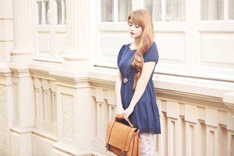 medallion, women outdoors, blue dress, women, model, 1080P, closed eyes, red lipstick, redhead