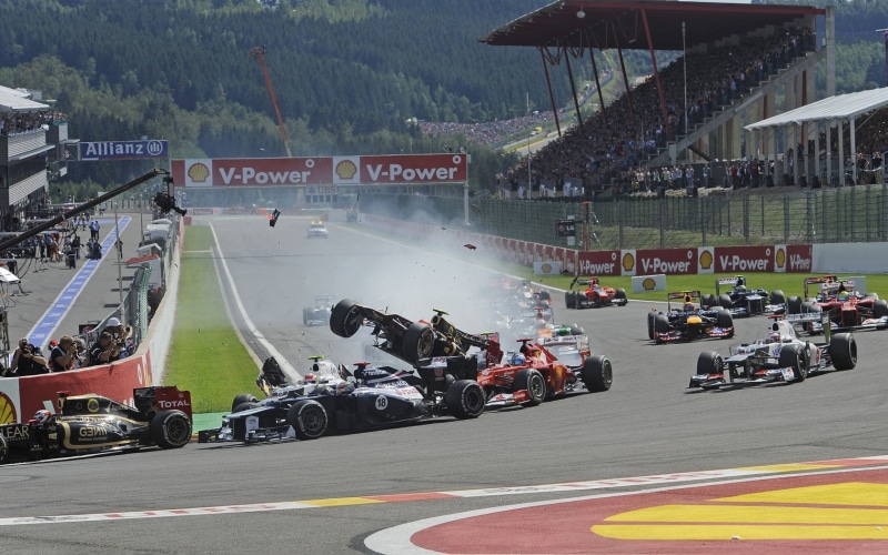 transportation, competitive sport, mode of transportation, crash, sport, Formula 1, motorsport, road, competition, accidents, Fernando Alonso, large group of people