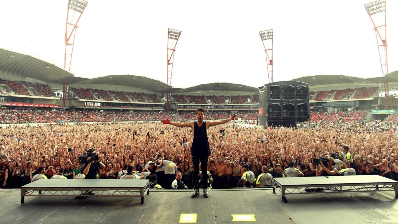 people, 30 seconds to mars, outdoors, stadium, adult, spectator, Jared Leto, sky, architecture, lifestyles, men, sport, clear sky, floral, real people