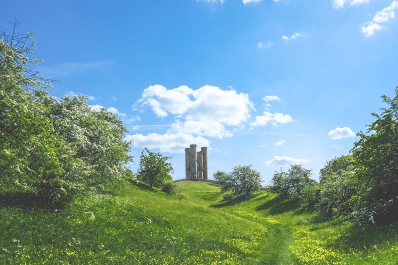 uk, tree, architecture, land, green color, great britain, scenics - nature, nature, cloud - sky, broadway tower, field, england, united kingdom, beauty in nature