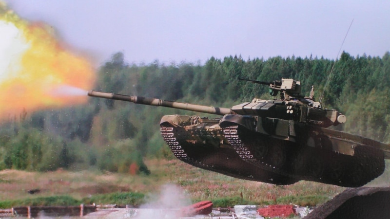 military training, air vehicle, 1080P, battle, firing, daytime, motion, tank, water, tree, jumping, vehicle, day, on the move, armed forces, government