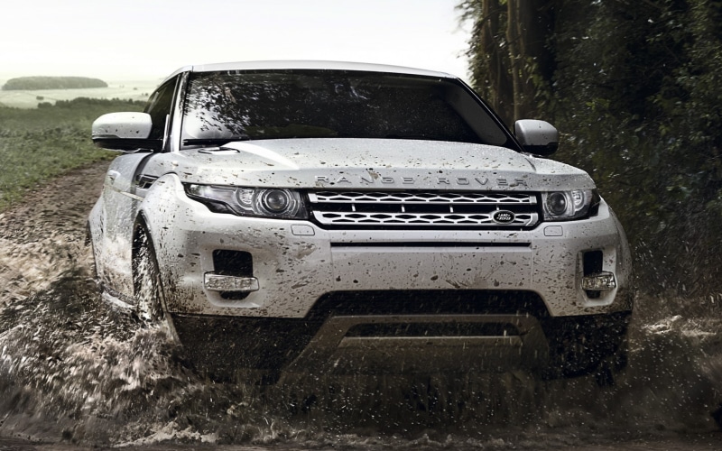 car, outdoors, dirt Road, jeep, tree, day, Evoque, white, wheel, range, machinery, mud, no People, motor Vehicle, crossover, squirt, sport, sports Race