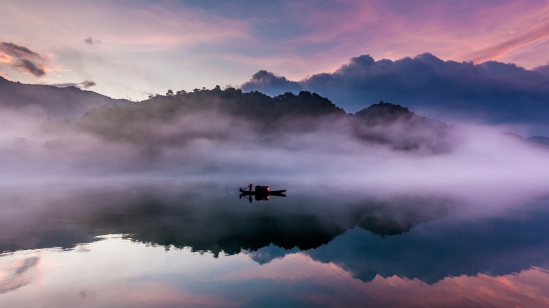 River, Reflection, Boat, 1080P, China, Dongjiang, Fog, Nature, Water, Morning, Mountains