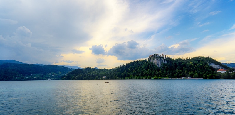 5K, landscape, cloudy, mountain, drama, green, colors, evening, blue, forest, slovenia, summer, sunset, lake, travel, nature, clouds, asia, water, sky