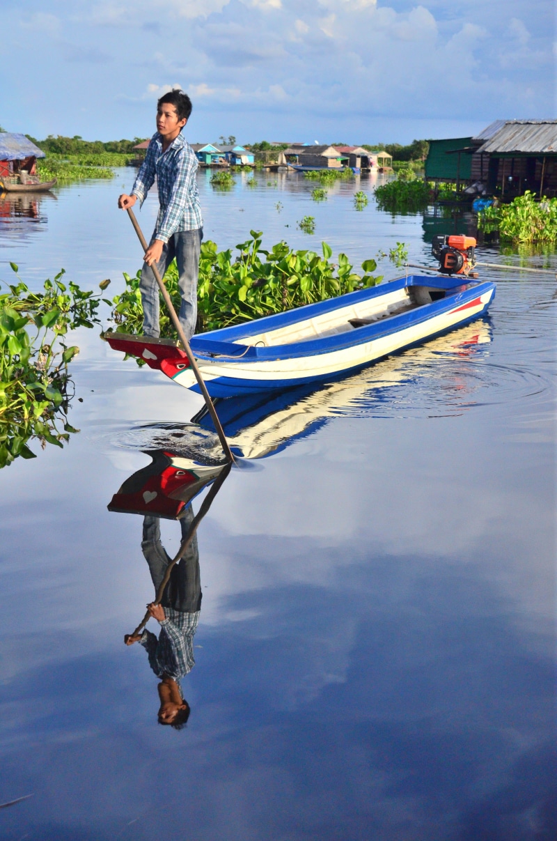 lake, destination, tourism, river, Cambodia, village, full length, one person, outdoors, men, one man only, nature, Lake, tourist, reflection, sky, Travel
