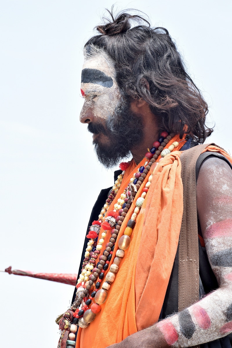 man, ganges, saffron, mid adult, hairstyle, one person, sadhu, face, guru, adult, river, 5K, colors, religious, ghat, males, hair, portrait, indigenous