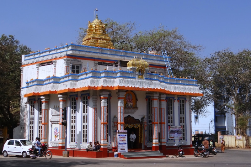 religion, tree, sky, temple, built structure, travel, incidental people, oriental, architecture, god, city, mode of transportation, india, plant, belief