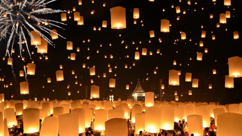 luxury, city, building, illuminated, crowd, candle, architecture, travel destinations, lighting equipment, city life, cityscape, nature, lantern, built structure