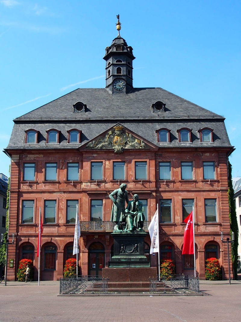 day, sky, building exterior, creativity, statue, place of worship, male likeness, brothers grimm, art and craft, architecture, hanau, human representation