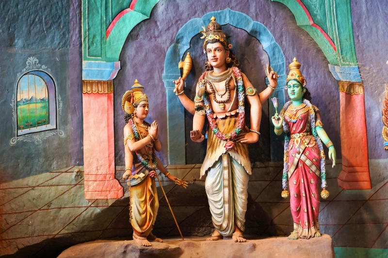 travel, sculpture, malaysia, blogging, built structure, prayer, religion, statue, places of interest, place of worship, male likeness, belief, vacations