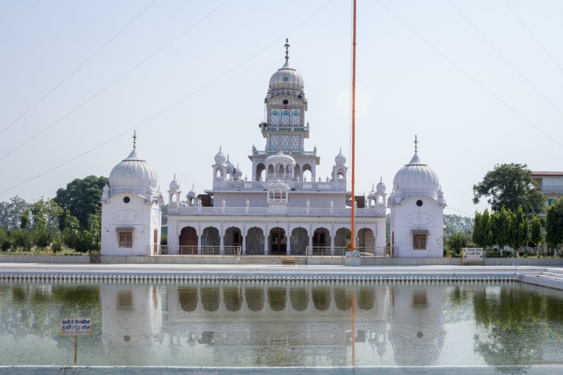 devotion, the past, travel, tree, religion, built structure, government, sikhism, water, no people, nature, gurudwara, belief, day, dome, punjabi, architectural column