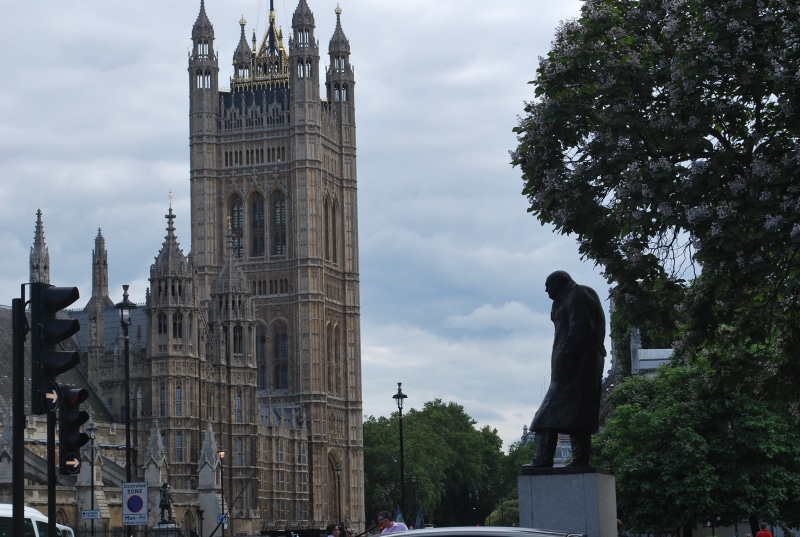 government, building exterior, skyscraper, winston churchill, london, british, tall - high, architecture, statue, 2K, city, historical, office building exterior