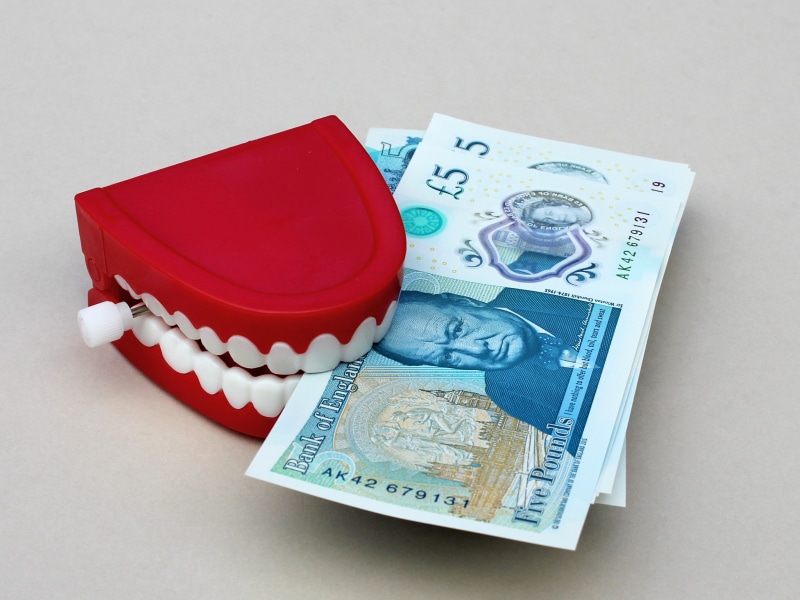budget, paper currency, cost, save, luxury, britain, eating, business, retirement, expenditure, 4K, close-up, wealth, human representation, invest, england