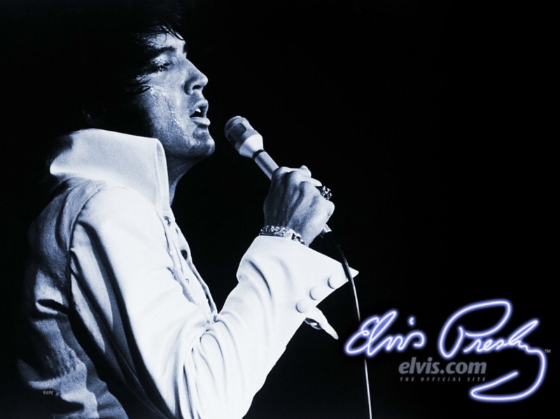 microphone, tobacco product, Elvis Presley, black background, adult, social issues, 720P, men, music, smoke - physical structure, profile view, communication