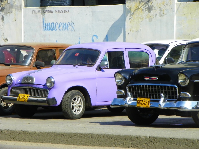 old car, stationary, street, vintage car, havana, old, city, motor vehicle, 4K, outdoors, ancient city, fidel castro, travel, day, old cars, business