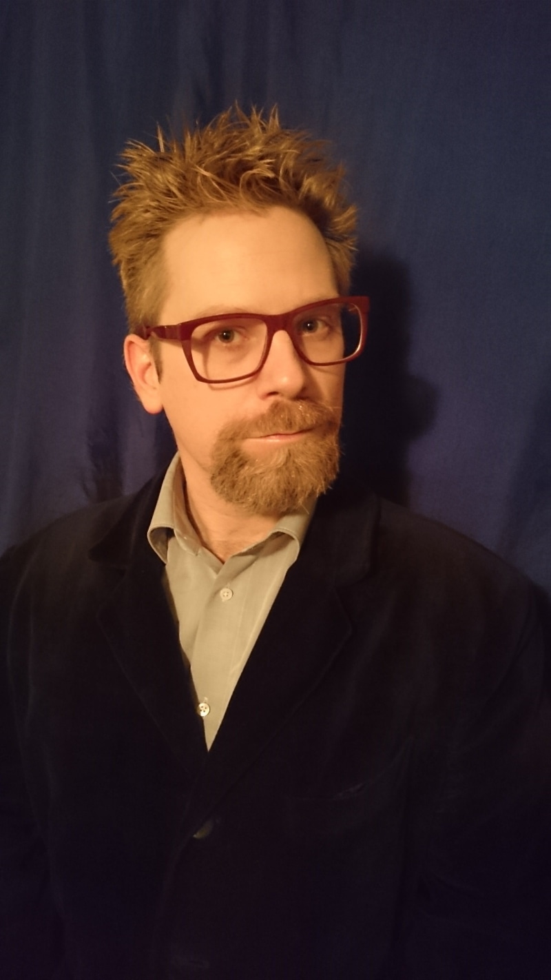 glasses, indoors, hairstyle, waist up, men, young men, real people, beard, young adult, contemplation, 4K, freud, psychology, one person, Sigmund Freud