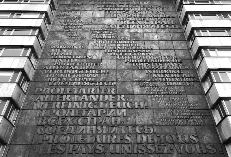message, capital letter, architecture, 4K, communication, low angle view, travel, sign, building, outdoors, tour, monument, street, graffiti, sunlight