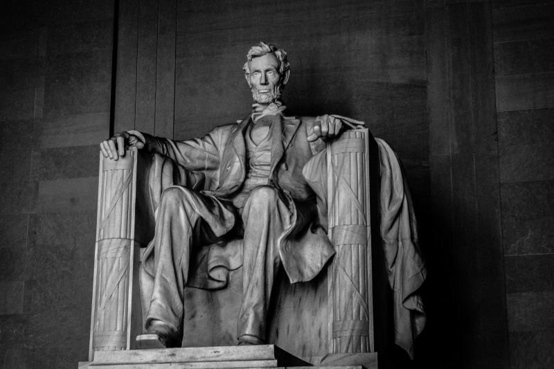 male likeness, lincoln, memorial, religion, representation, abraham, indoors, 5K, human representation, architecture, craft, sculpture, spirituality, art and craft