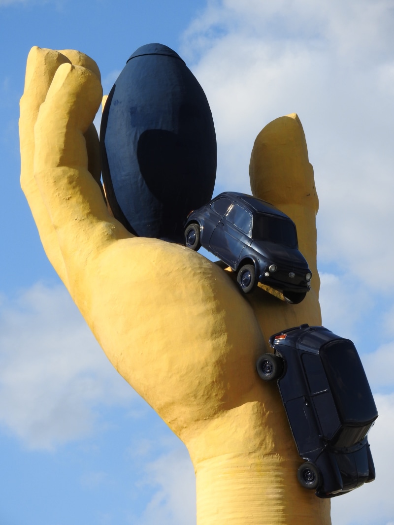 camera - photographic equipment, yellow, outdoors, nature, rond point, sculpture, day, technology, pila, focus on foreground, châtellerault, equipment