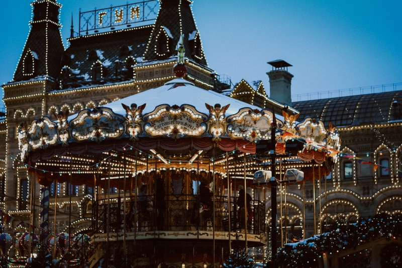 chaplet, relaxation, garland, sky, architecture, moscow, illuminated, roundabout, relax, 5K, whirligig, comfort, winter, building, no people, travel, religion